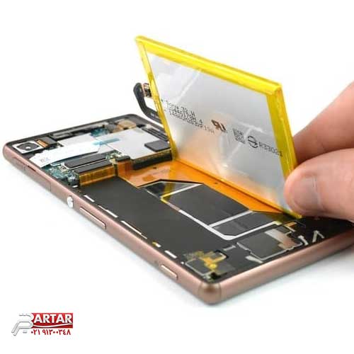 تعویض باتری گوشی سونی1