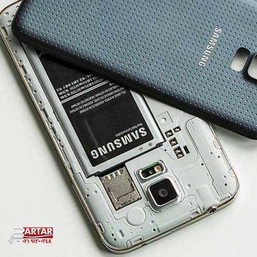 گوشی سامسونگ ابخورده