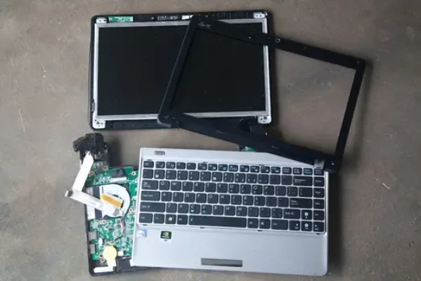 تعمیر لپ تاپ های شکسته
