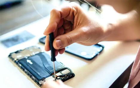 تعمیرات سخت افزاری برای رفع مشکل بلندگو گوشی شیائومی